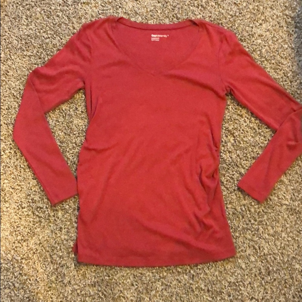 Gap small long sleeve maternity top